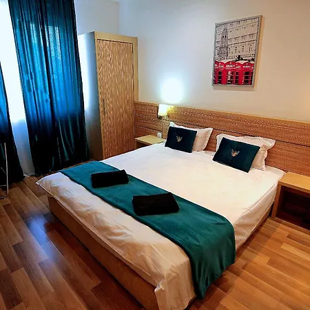 Cataleya Apartment *